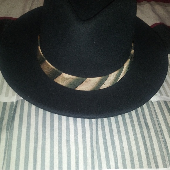 Hats - Picture 2 of 8